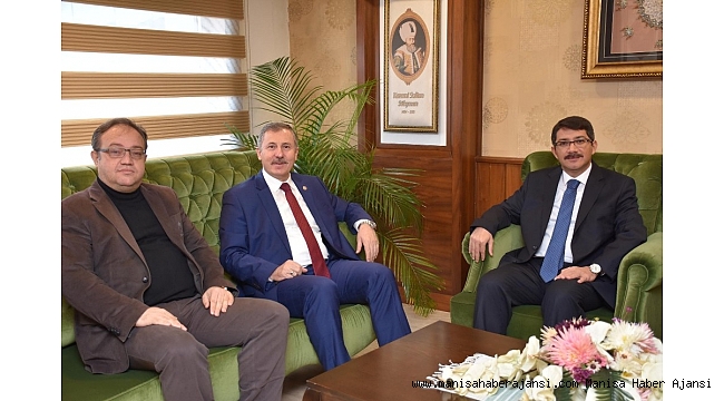 AK Partili Özdağ'dan 'Yılın Belediye Başkanına' tebrik