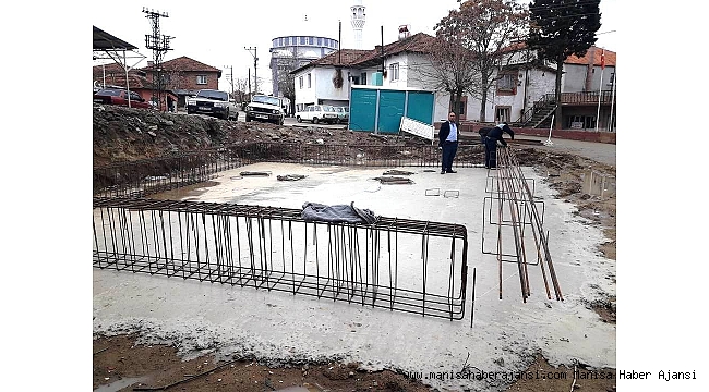 Mahalle halkı sağlık evi yaptırıyor