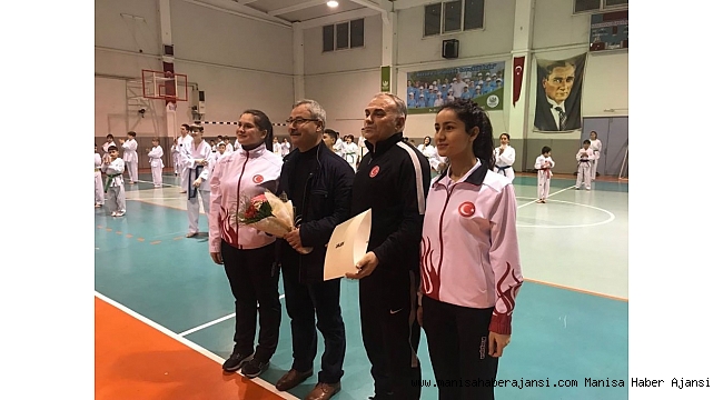 Saruhanlılı tekvando sporcuları kuşak sınavını geçti