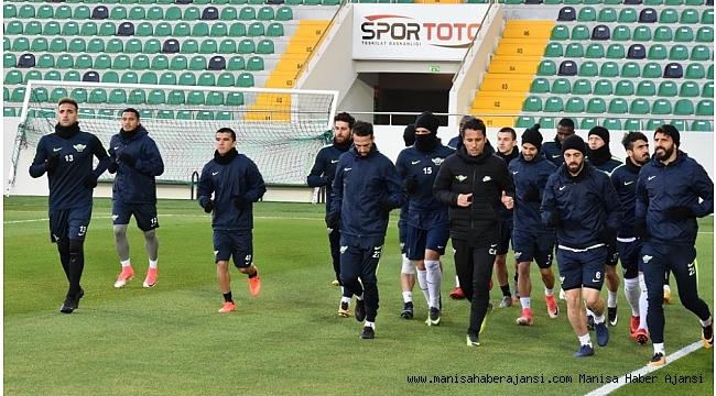 T.M Akhisarspor, Spor Toto Akhisar Belediye stadında çalıştı