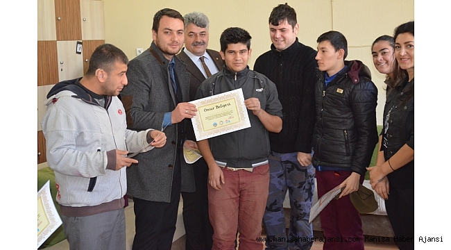 Turgutlu&#039;nun +1 Kafe çalışanlarına onur belgesi