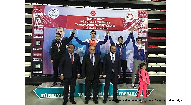 Yunusemreli tekvandocu Antalya'dan madalyayla döndü