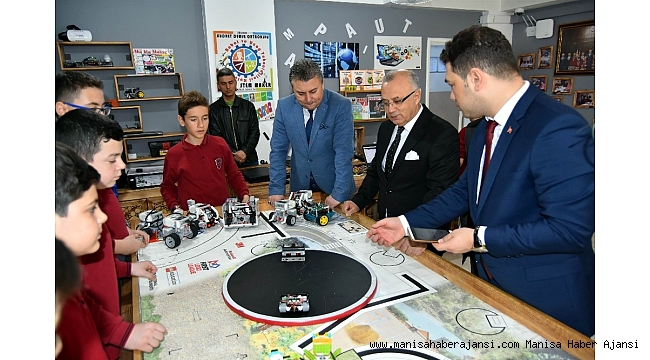 Başkan Kayda, stem ve maker atölyesini gezdi