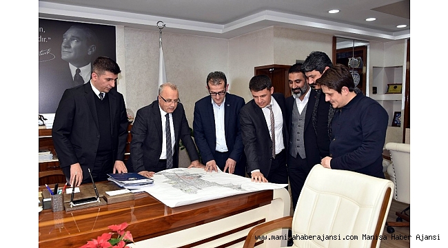 Başkanlar Salihli'ye yapılacak olan hastaneyi görüştü
