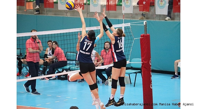 Manisa'nın sultanları evinde kaybetti