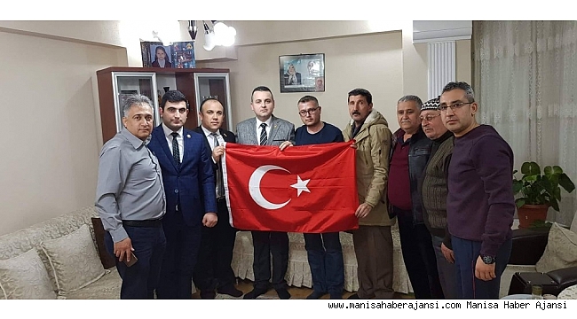 Şehit ailelerinden Afrin gazilerine ziyaret