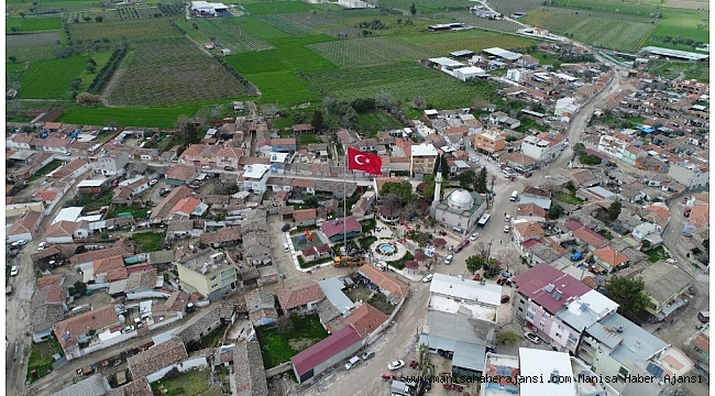 40 metrelik Türk Bayrağı Paşaköy'de dalgalanıyor