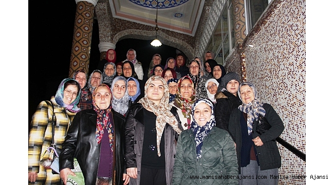 AK Parti'li kadınlar 8 Mart için mevlit okuttu