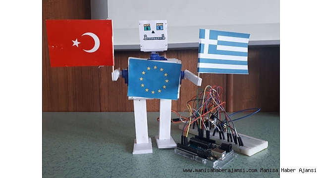 Ege'nin iki yakası robotik kodlamada buluşuyor