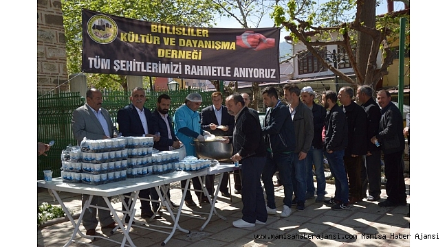 Manisa'daki Bitlislilerden şehitler için hayır