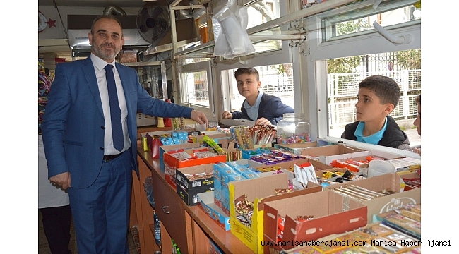 Okul kantinin bir günlük geliri Mehmetçik Vakfına