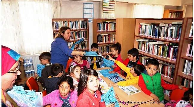 Sarıgöl'de öğrenciler kütüphaneye akın etti