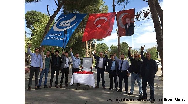 Alparslan Türkeş vefatının 21. yılında Alaşehir'de anıldı