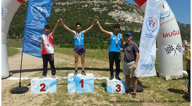 Atletizimde bölge şampiyonu Yunusemre'den