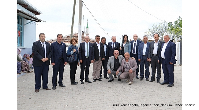 Büyükşehir ve MASKİ Karaveliler'de istek ve talepleri dinledi