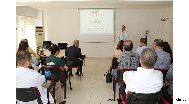 Gençlik Merkezinde sağlıklı yaşam semineri