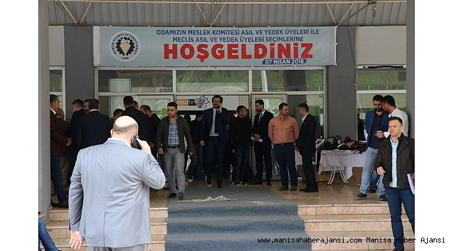 Manisa'da iş dünyası seçime gitti