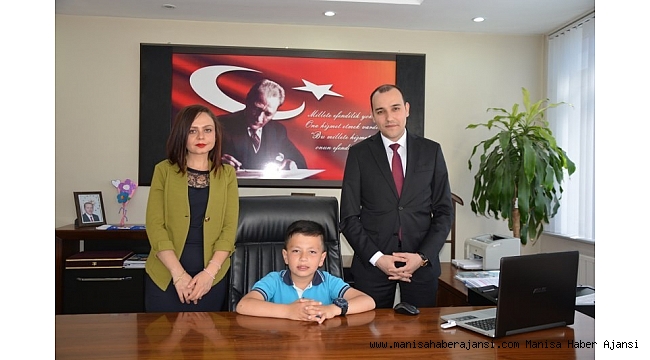 Minik Tuğrul kaymakam oldu