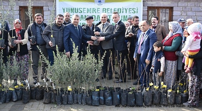 Yunusemre'den üreticiye 27 bin fidan