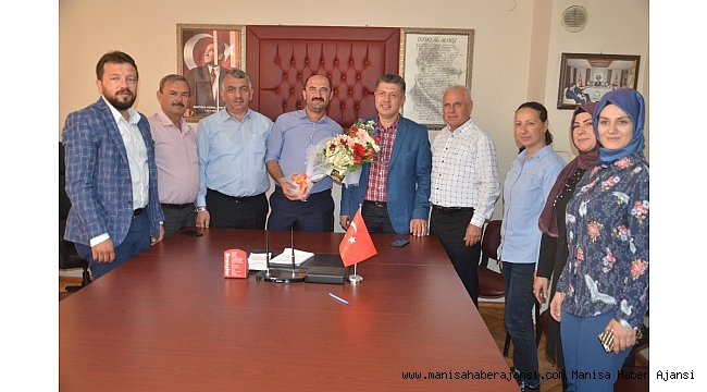 AK Parti Manisa milletvekili adayı Özkan sahaya indi