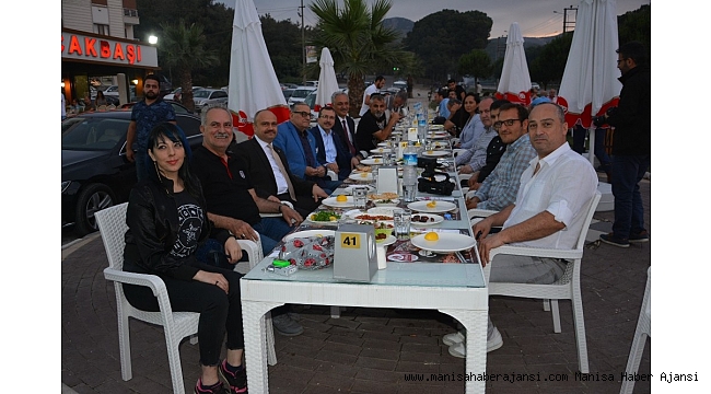 AK Parti'li Aydemir basınla buluştu