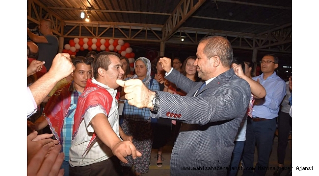 Alaşehir'de temsili askerlik yapacak engelliler için kına gecesi