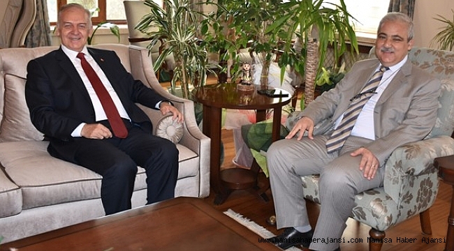 Eski hakem Engin Kurt doğum gününde emekli oldu