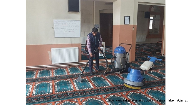 Gördes camilerinde Ramazan hazırlığı başladı