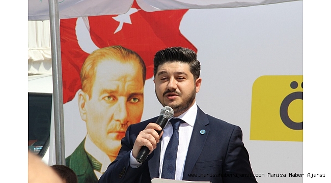 İYİ Parti aday adayı Ömer Geriter'in tanıtım toplantısına yoğun ilgi