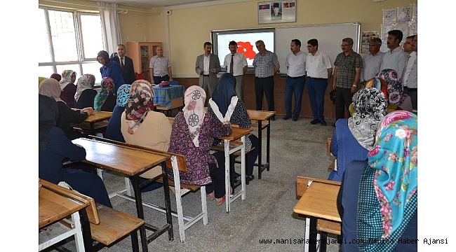 Manisa'da 23 kadın daha okuma yazma öğrendi
