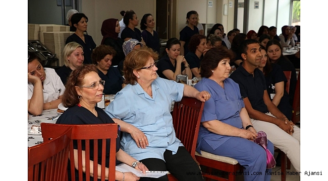 Manisa'da hemşireler günü kutlandı