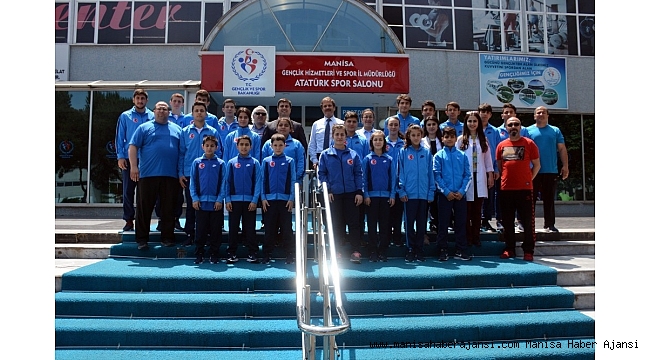 Sporun önemi ve sporcu sağlığı hakkında bilgilendiler