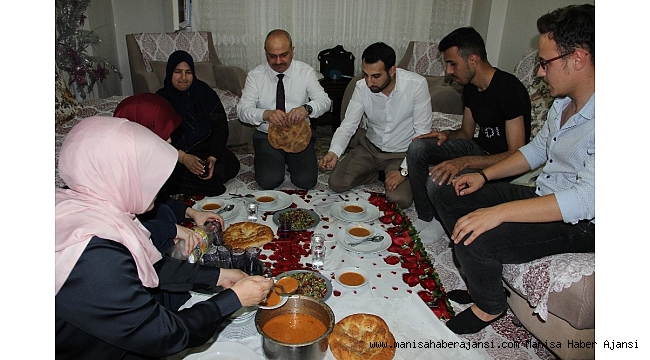 AK Parti Manisa'dan 400 evde gönül sofrası