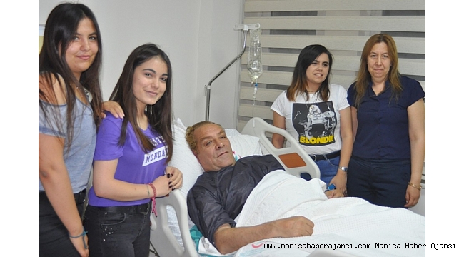 Atatürk'e benzeyen Sanatçı Göksal Kaya ameliyat oldu