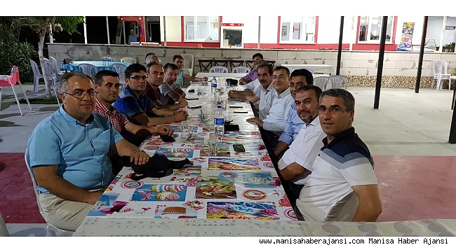 Kırkağaç Eğitim Bir-Sen'den 'Vefa' iftarı