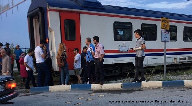Manisa'da genç kıza tren çarptı
