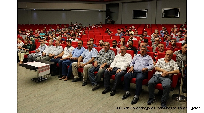 Manisa'da pazar yerlerinin kuraları çekildi