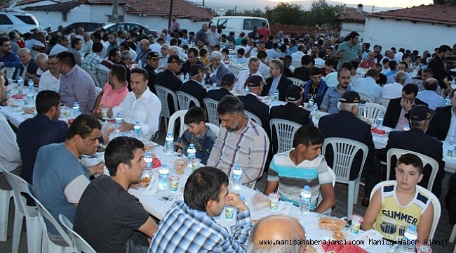Selçuk Özdağ Listede Değil Gönüllerin Zirvesinde