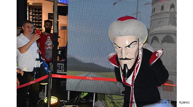 Yunusemre bayram sahnesi Keloğlan ile açıldı