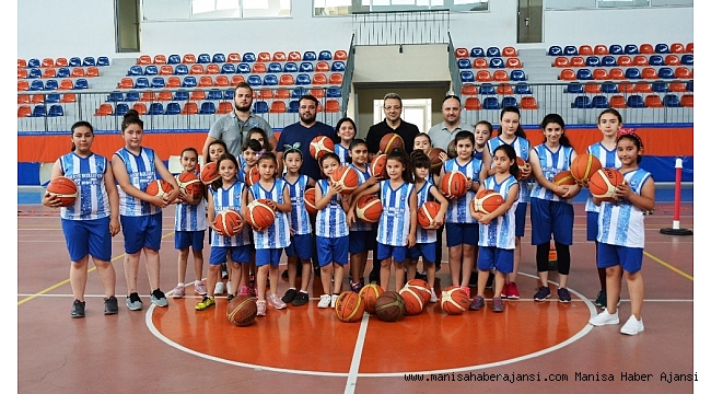 Yunusemre'de basketbol kursları başladı