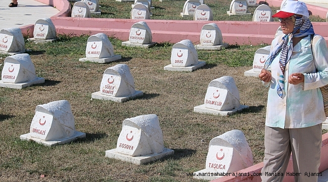 Saruhanlı Belediyesi Nuriyeli Kadınları Çanakkale'ye Götürdü