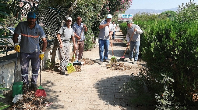 Alaşehir Belediyesi Temizlik İşleri dört koldan çalışıyor