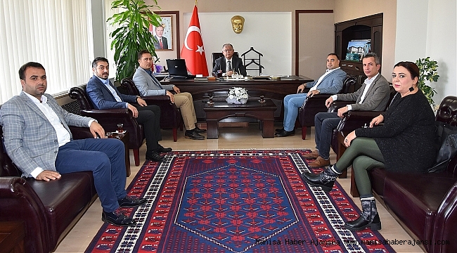 Akhisar Genç İş Adamları Derneği Kaymakamı ziyaret etti.