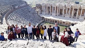 Saruhanlı Belediyesi, Öğrencileri Pamukkale'ye Götürdü