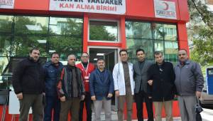 AGD den Kızılay'a Destek