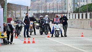 Akhisarlı motosikletçiler güvenlik ve ileri sürüş eğitimi aldı
