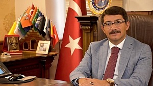 BAŞKAN ÇELİK'TEN ADAYLIK AÇIKLAMASI 