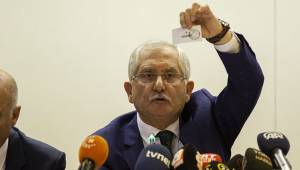 PARTİLERİN OY PUSULASINDAKİ YERLERİ BELLİ OLDU
