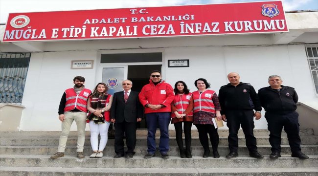 Kızılay'dan tutuklu ve hükümlülere giyim yardımı