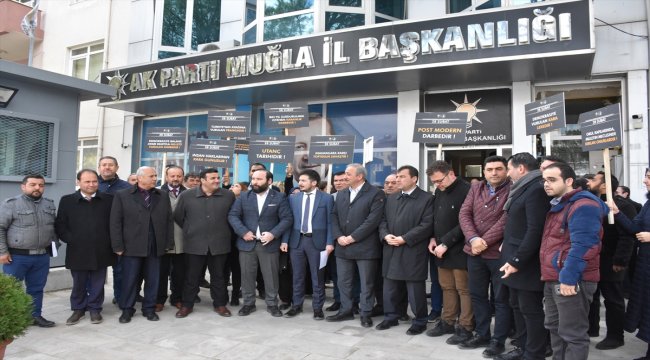 "Türkiye karanlık bir sürecin içerisine itilmiştir"